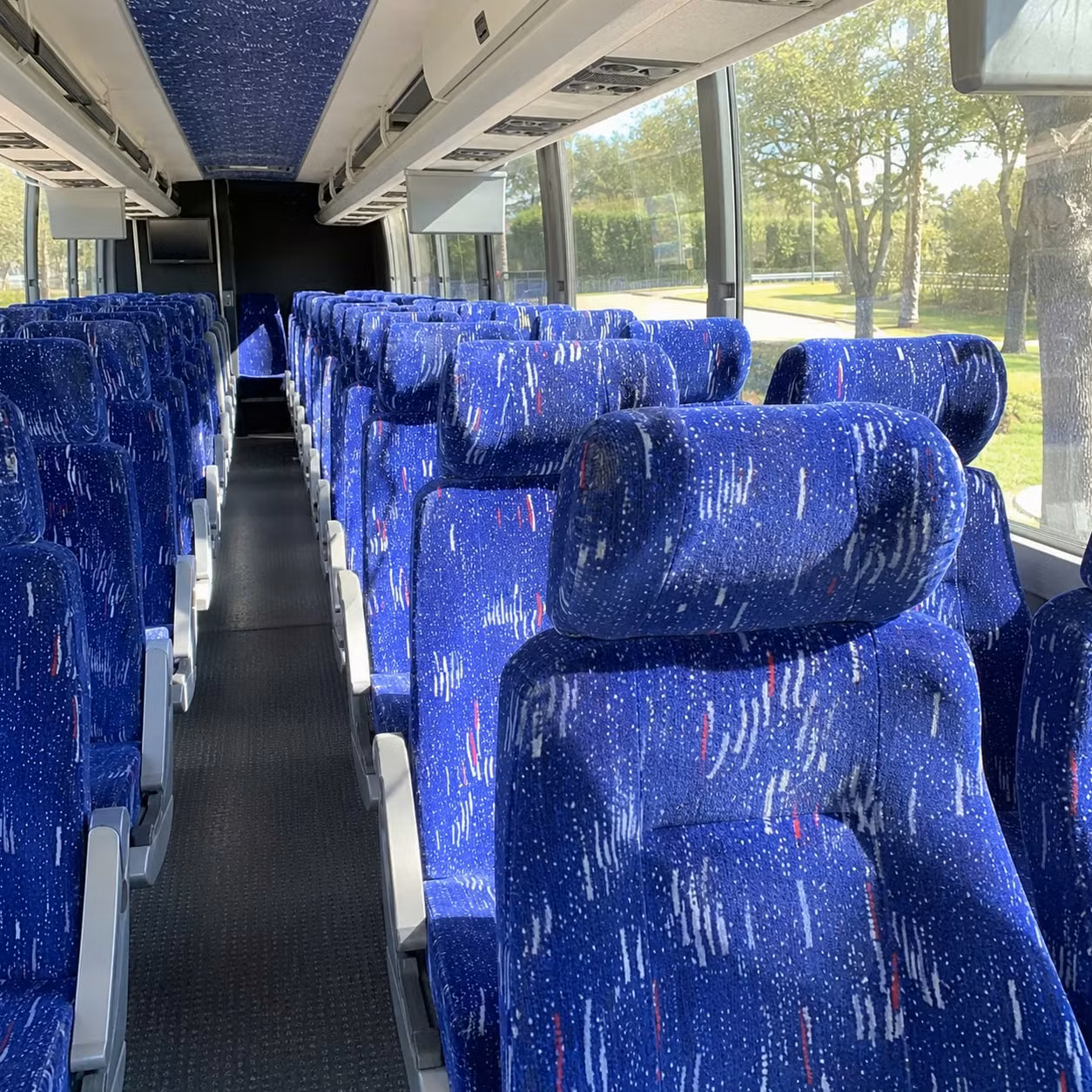 round rock charter buses