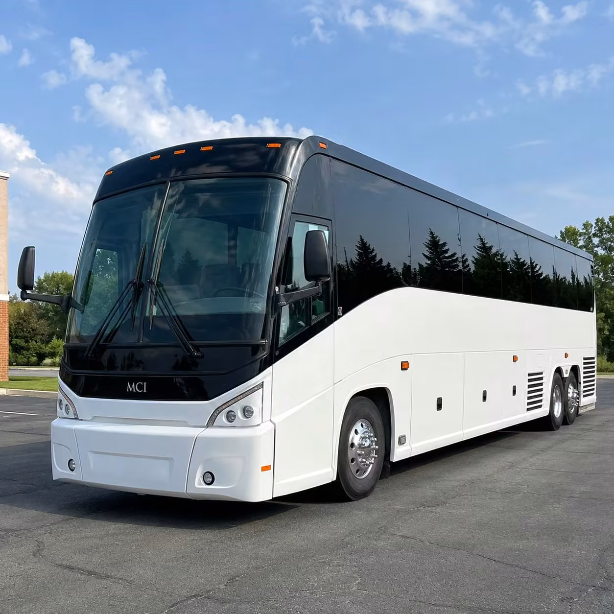 round rock s growing community means more groups need reliable long distance transportation than ever before